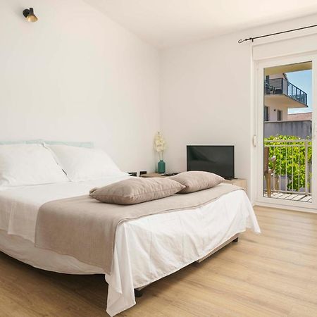 Apartments Vitis - City Centre - Free Parking Vodice Exterior foto