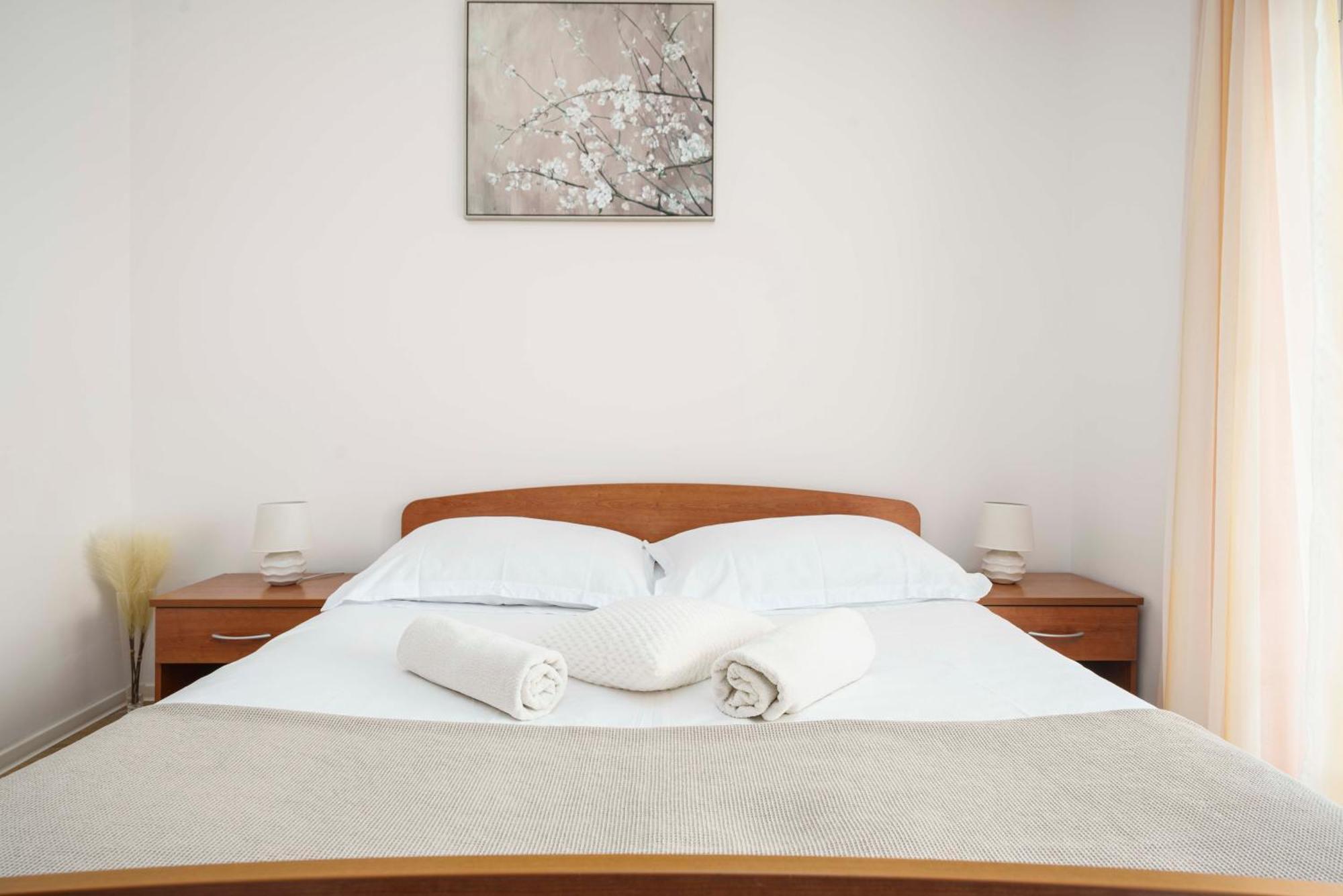 Apartments Vitis - City Centre - Free Parking Vodice Exterior foto