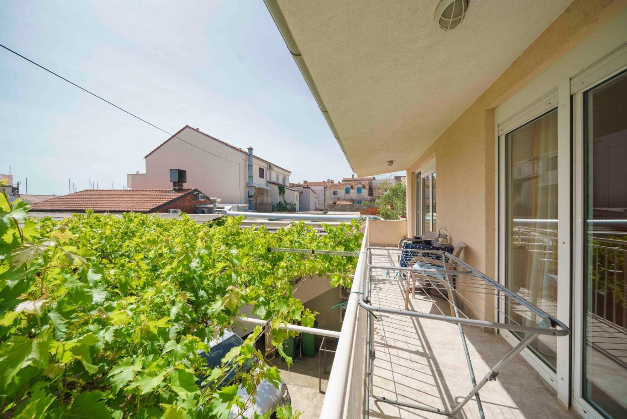 Apartments Vitis - City Centre - Free Parking Vodice Exterior foto
