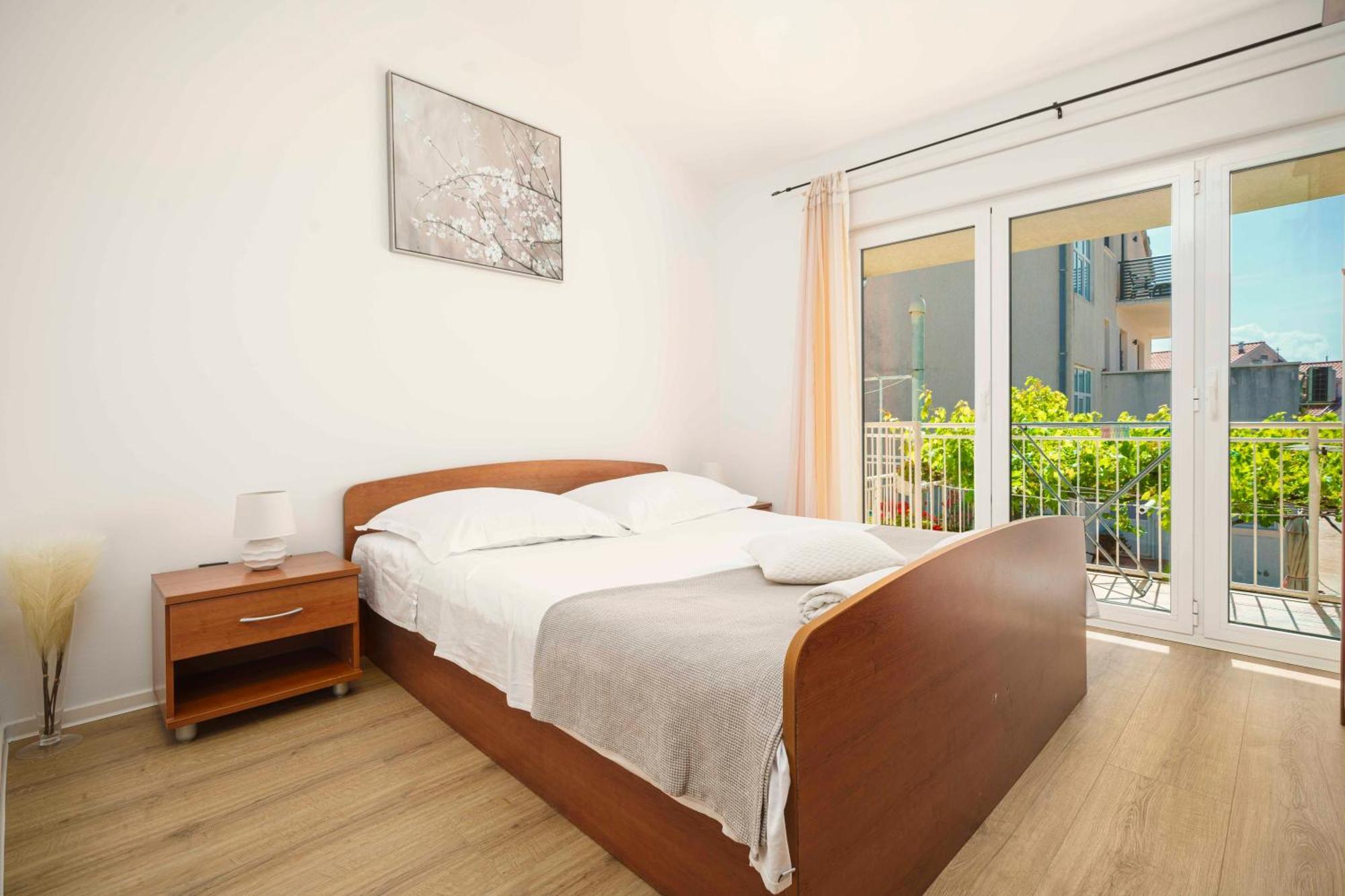 Apartments Vitis - City Centre - Free Parking Vodice Exterior foto